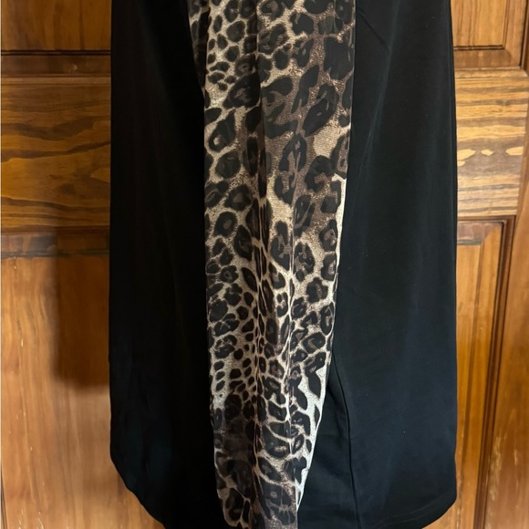 XL Women’s MSJ Black cotton shirt with sheer leopard print sleeves with blk cuff - Picture 2 of 5